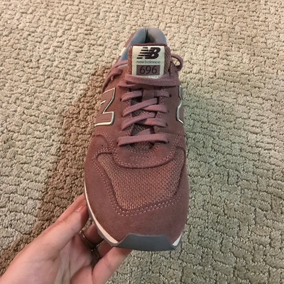 New Balance Sneakers - Picture 3 of 4
